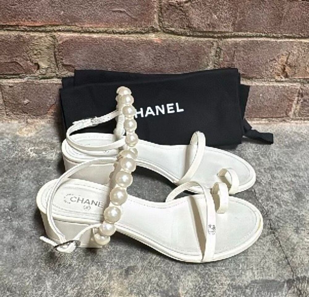 Chanel White Pearl Matte Leather Slingback Block Heel Sandals Size 37 US 7